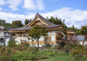 真宗高田派　覚念寺